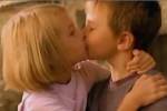 Yoplait - Petits Filous - Little children Kiss